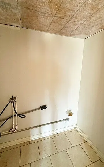 3120 Falcon Dr — Photo 6