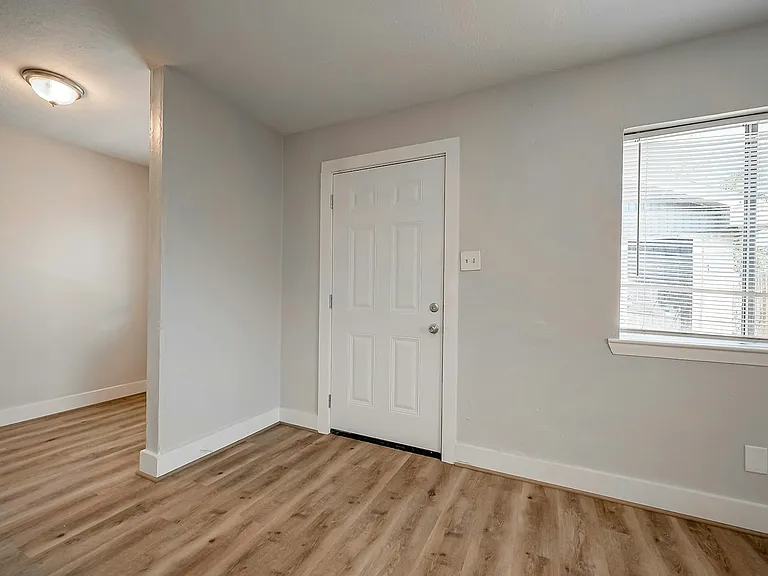 8814 Manus St #1 — Photo 9