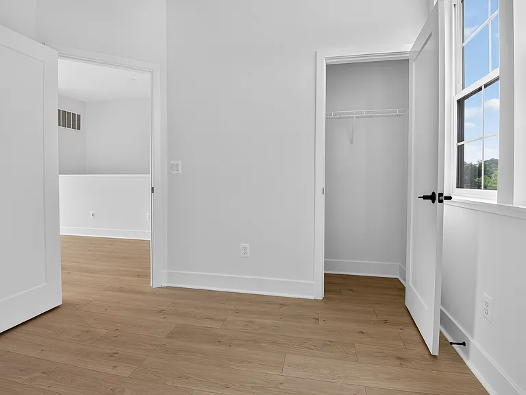 5017 Dulcet Dr — Photo 49