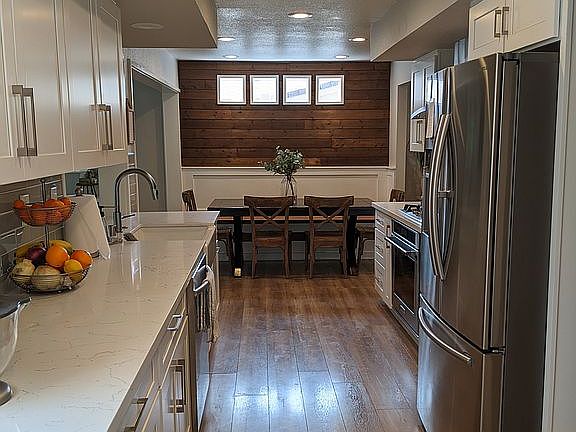 5th image of 18900 Sierra Estates Dr