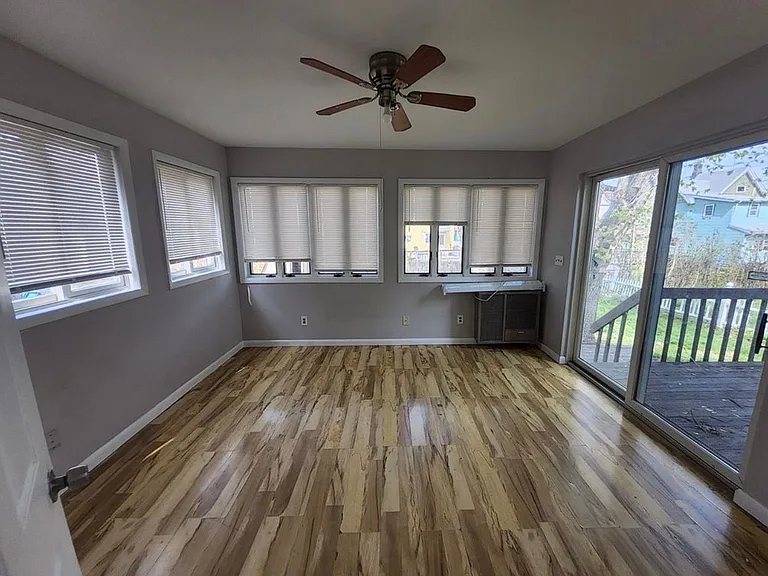 13 Harrison St — Photo 10
