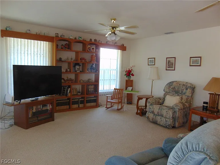 1092 Riverbend Dr — Photo 29