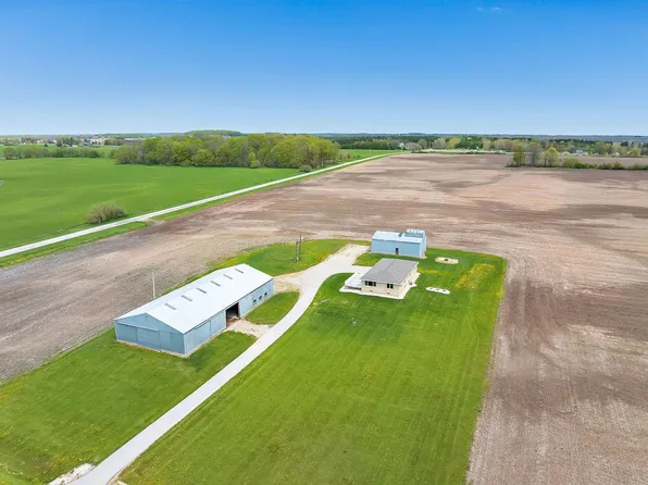 680 Mill Rd, Sturgeon Bay, WI 54235