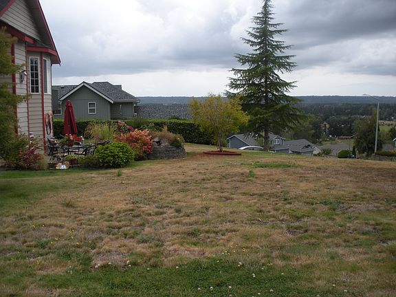 3rd image of 8510 76th Ave NE