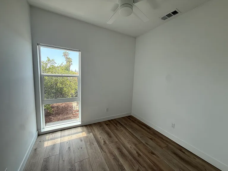 5232 Rincon St — Photo 9
