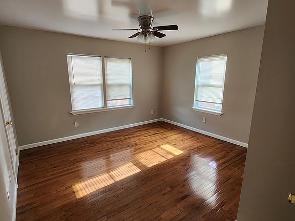 5th image of 1951 E Ocean View Ave #A