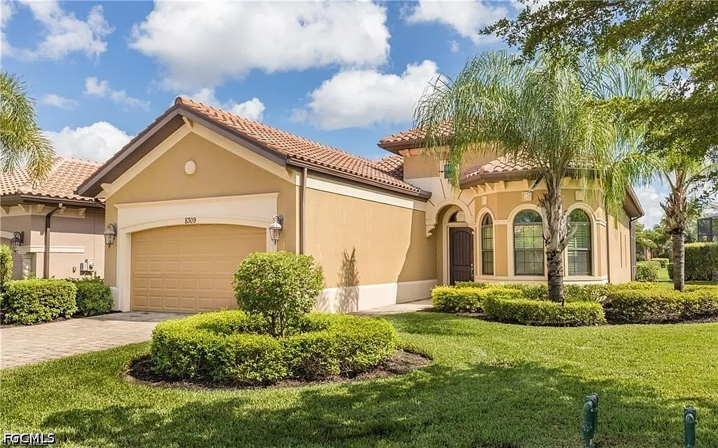 3 bed, 2.0 bath, 1809 sqft, $8,500 — Photo 2