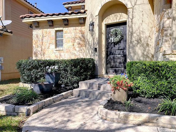 3rd image of 18206 MUIR GLEN DR