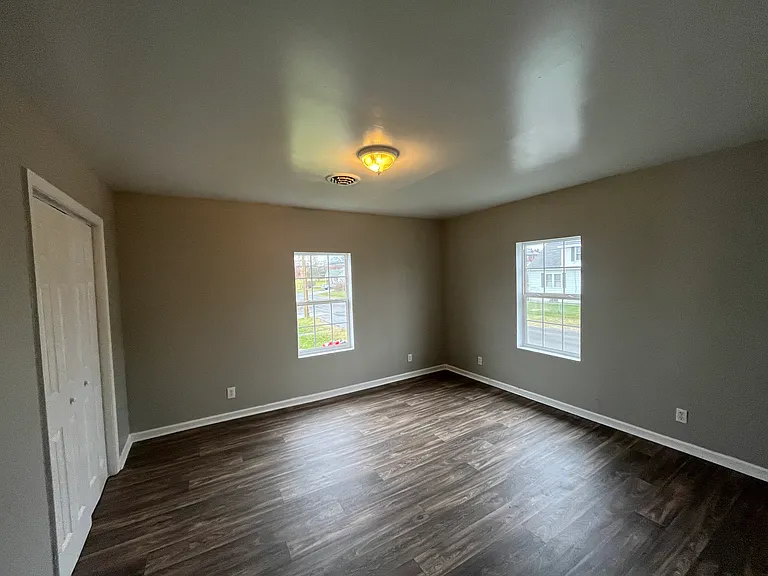 1327 Princeton Ave #2 — Photo 9