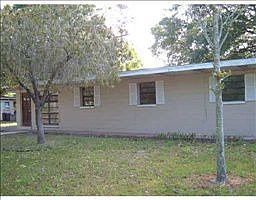 2nd image of 1120 Eau Claire Cir