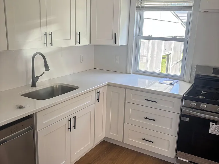 23 Campbell Ct — Photo 6