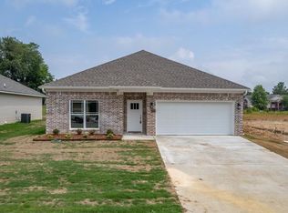 3548 Village Walk Dr, Bryant, AR 72022