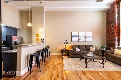 Pacific Mill Lofts — Photo 17