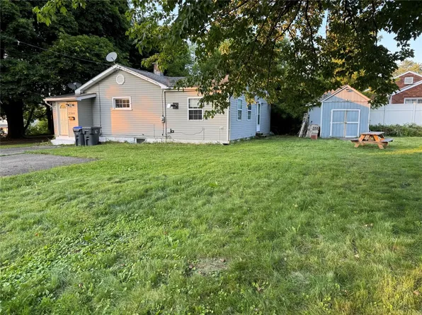 2346 W 29th St, Erie, PA 16506