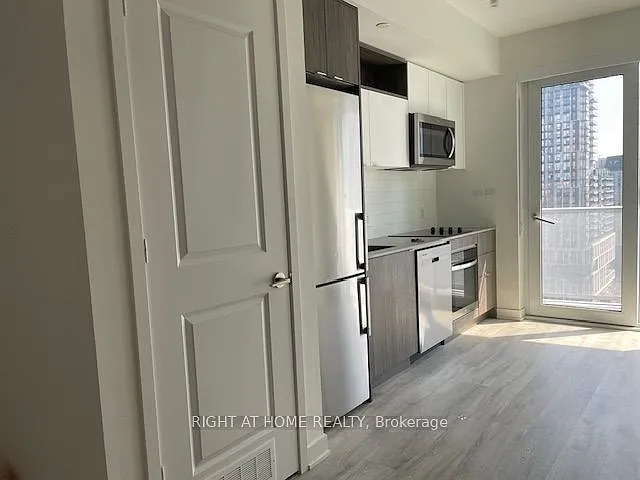 100 Dalhousie St #1705 — Photo 6