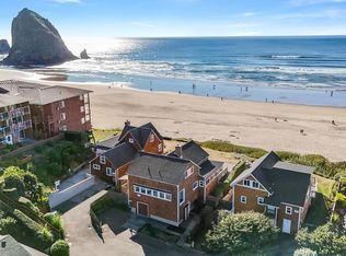 1388 Pacific Ave, Cannon Beach, OR 97110