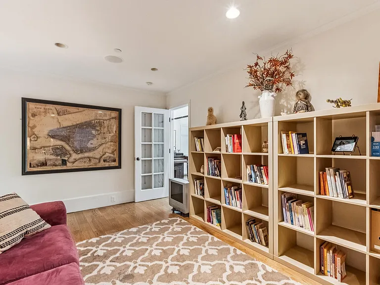 1156 Butterfield Rd — Photo 22