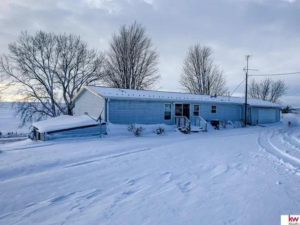 1207 S 16th Rd, Burr, NE 68324