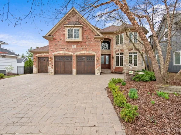 434 W Benton Ave, Xenia, IL 60540