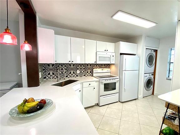 3rd image of 11613 NW 28th St #2