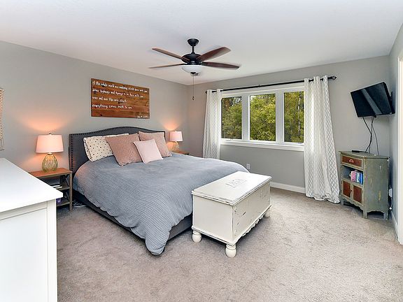 2nd image of 12698 Xylite St NE