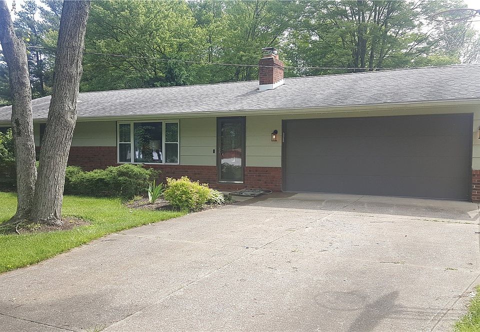 1st image of 11381 Brady Ln
