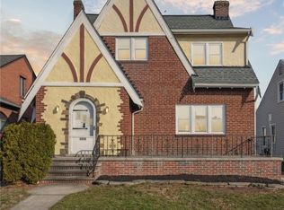 6308 Farnsworth Dr, Parma, OH
