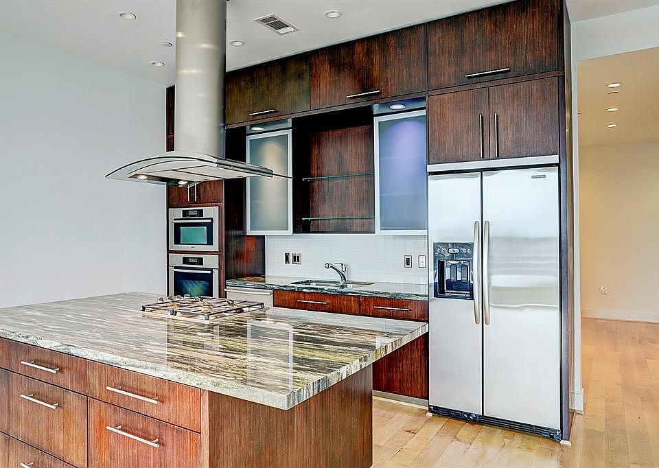 1st image of 1600 Post Oak Blvd Unit 804