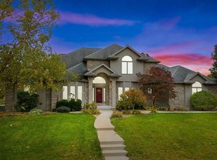 1801 W Primrose Ct, Warsaw, IN 46580