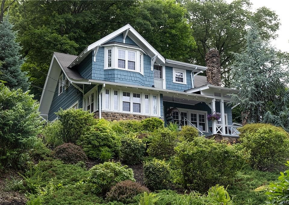 1st image of 7 Fern Ave