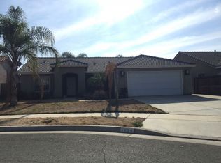 1975 Mount Whitney Ct, Tulare, CA 93274