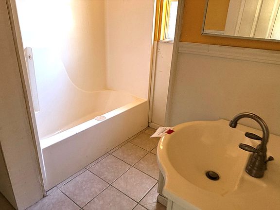 5th image of 2139 N Kingston Pl