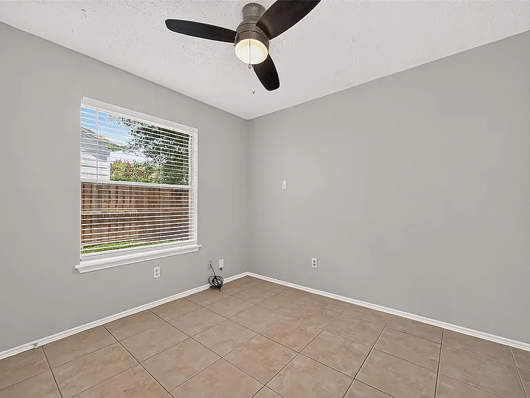 19942 Great Elms Dr — Photo 21