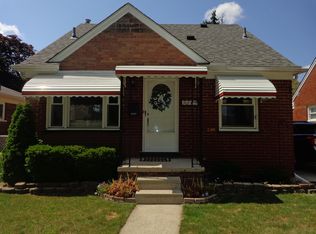 3262 Edison St, Trenton, MI 48183