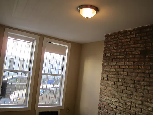 Rented by Kesser LLC | media 40