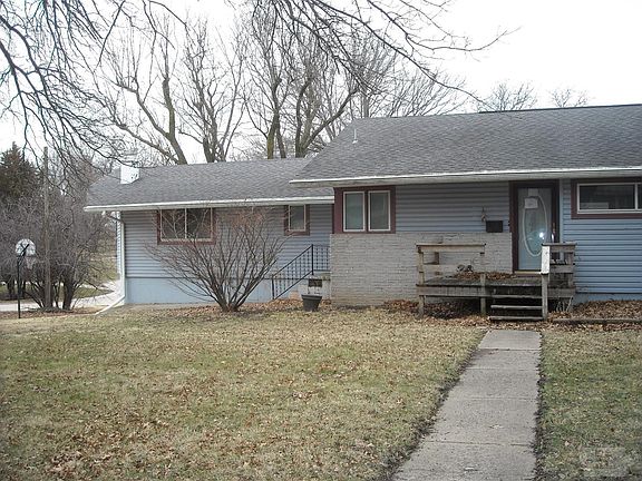 2nd image of 24 Mayridge Dr