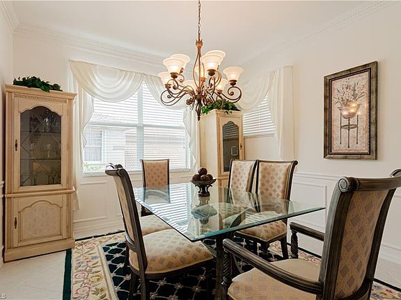 4th image of 3954 Bishopwood Ct W Unit 202