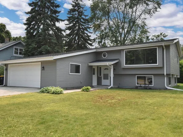 2649 South 92nd STREET, West Allis, WI 53227