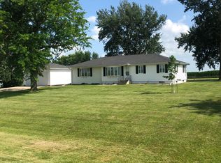 900 County Home Rd, Springville, IA 52336