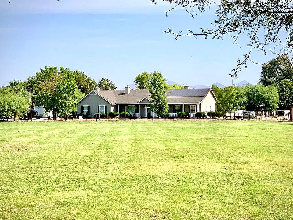 1st image of 2445 N Mesa Dr