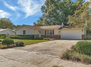 20718 S Sarver Dr, Shorewood, IL 60404