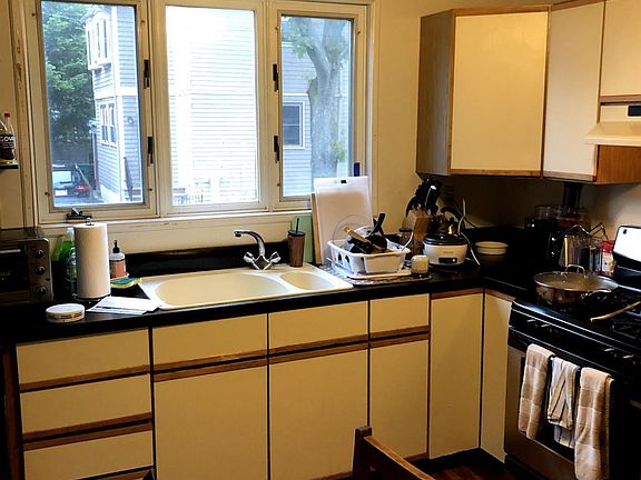 215 - 217 Boston Ave. #1 Medford Shared Unit Photo 4