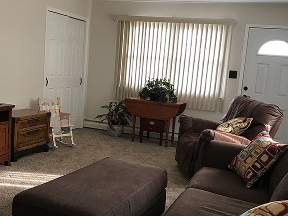 4th image of 703 Jamaica Blvd
