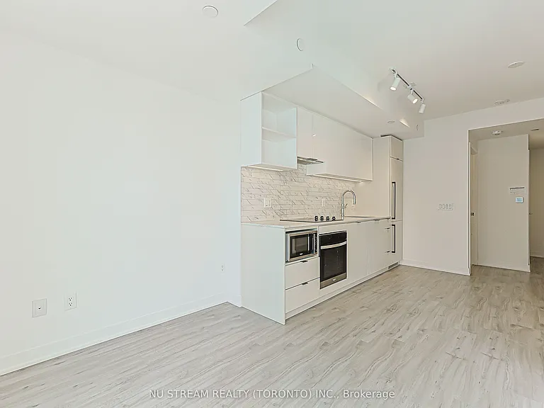 252 Church St #4708 — Photo 8