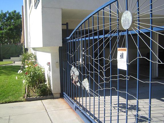 3rd image of 285 S Sierra Madre Blvd APT I