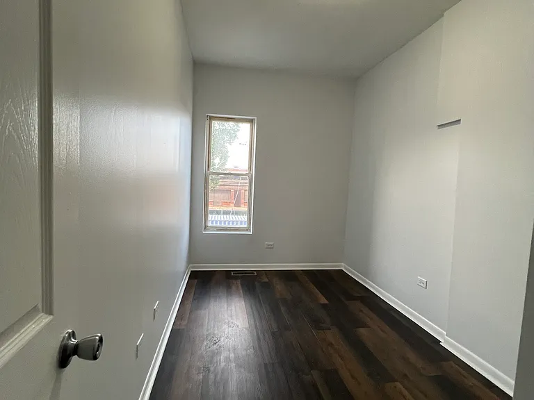 2722 W Maypole Ave #2722 — Photo 7