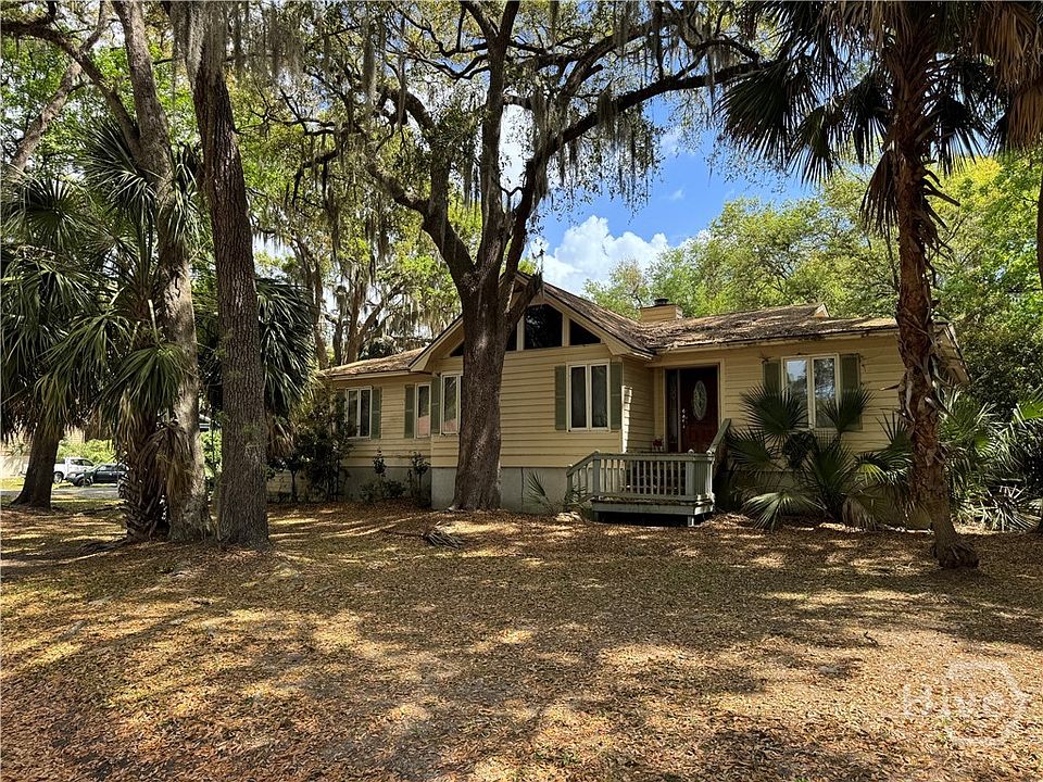 1st image of 2 Moss Pointe Court