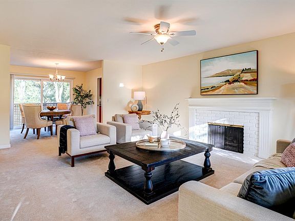 3rd image of 6455 Meadowridge Drive