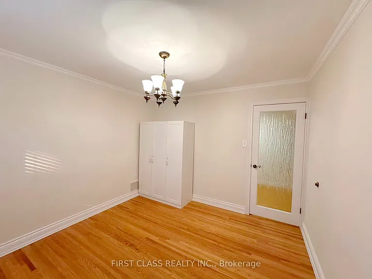 1353 Myron Dr #LOWER — Photo 21