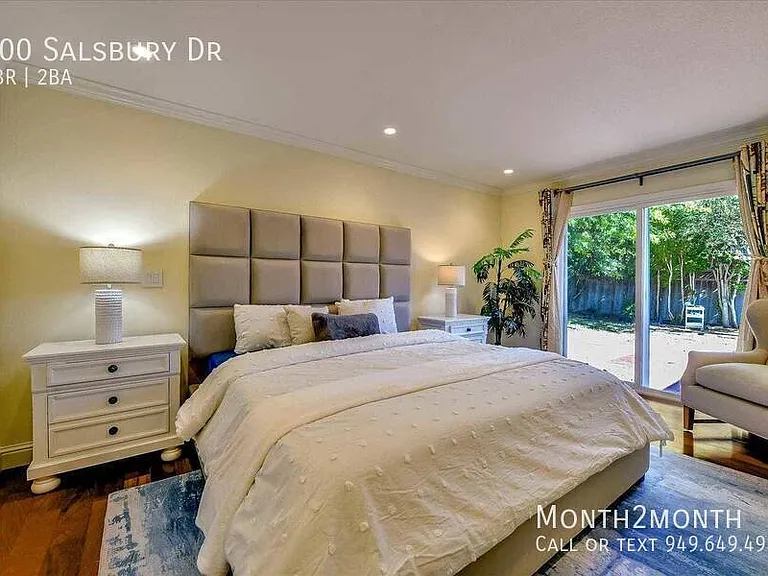 300 Salsbury Dr — Photo 17